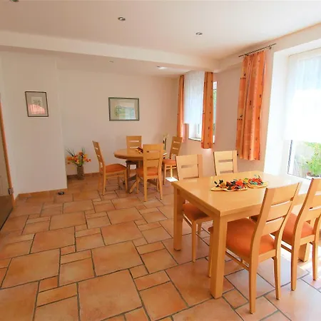 Hotel Gaestehaus Jaeger 3*