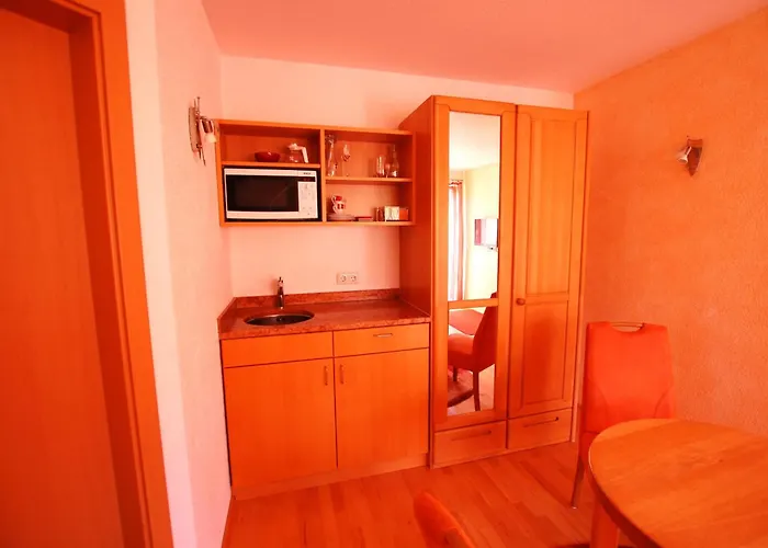 Gaestehaus Jaeger Отель