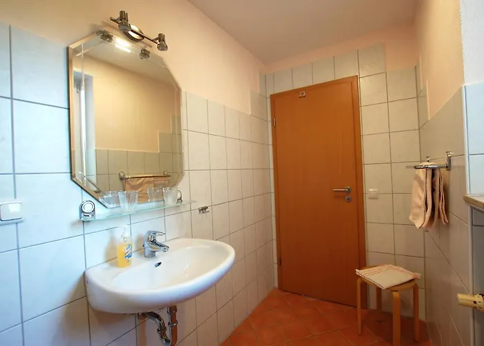 Отель Gaestehaus Jaeger